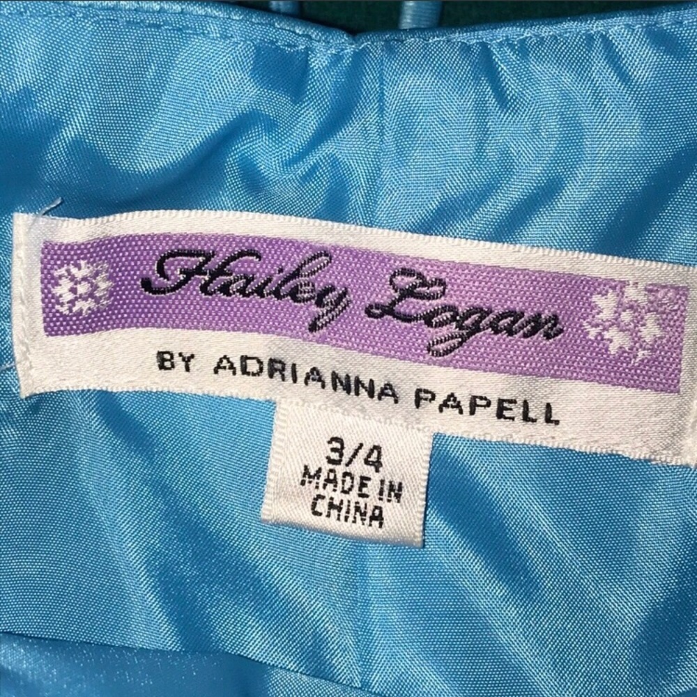 Turquoise formal dress - Picture 9 of 9